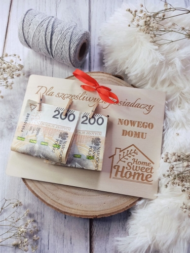 Voucher NOWY DOM na prezent ze sklejki