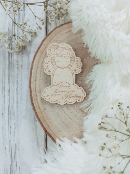 Pamiątka dla gości Komunijnych. Mały magnes Aniołek 2.jpg
