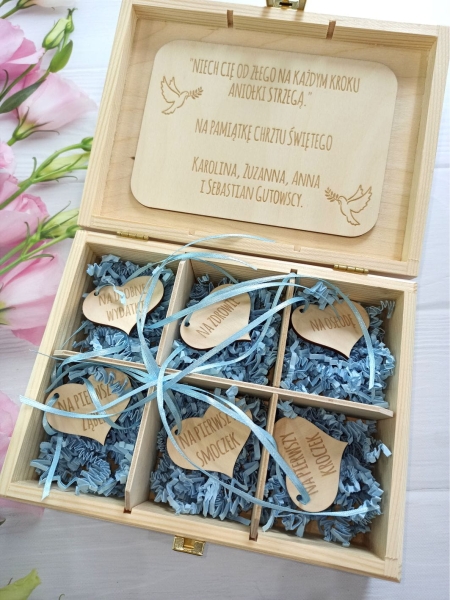 Pamiątka na Chrzest Święty Drewniana skrzynka wspomnień 3 MegaPrezencik.pl