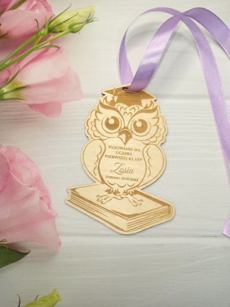 Pasowanie na ucznia ze sklejki. Medal w kształcie Sowy 4.jpg
