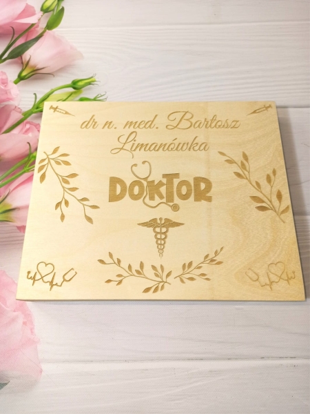 Pudełko na merci dla doktora 2.jpg