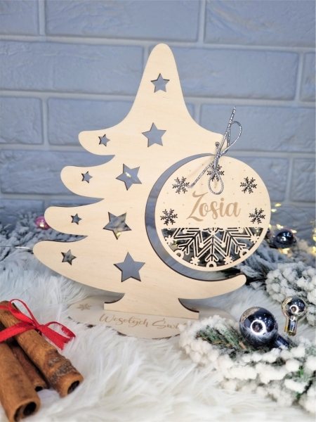 Personalizowana dekoracja świąteczna Stojąca choinka oraz bombką z imieniem MegaPrezencik