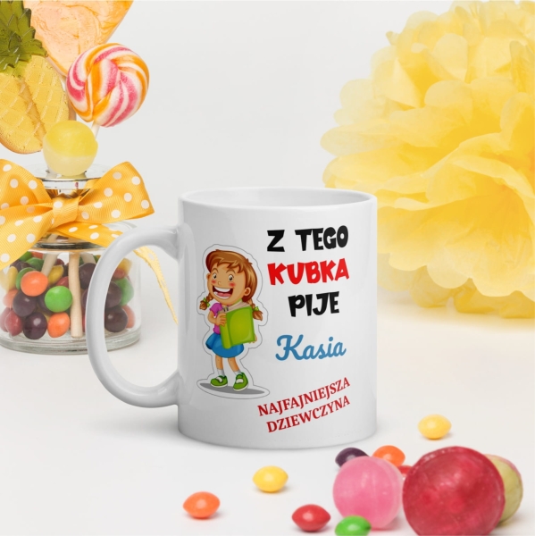 Kubek z imieniem dla dziewczynki. Prezent Kubek dla Najfajniejszej Dziewczyny MegaPrezencik