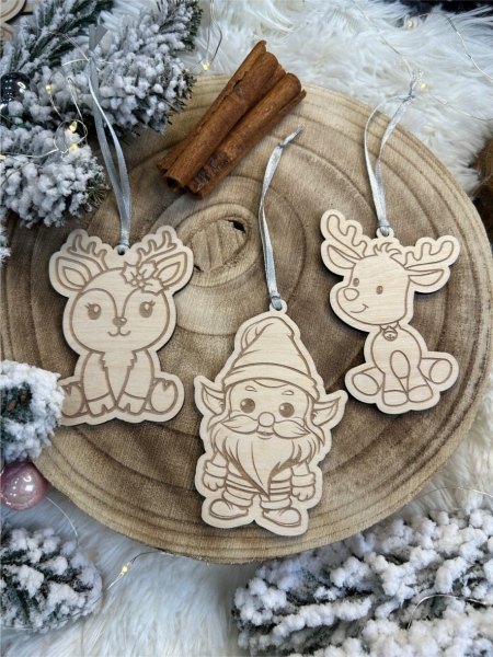 Bombki na choinkę ze sklejki w kształcie świątecznych postaci i dekoracji MegaPrezencik