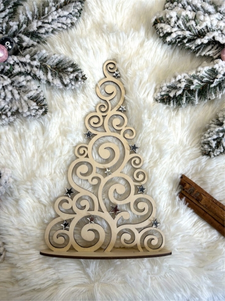 Ażurowa choinka świąteczna z ozdobami. Dekoracja stołu wigilijnego MegaPrezencik