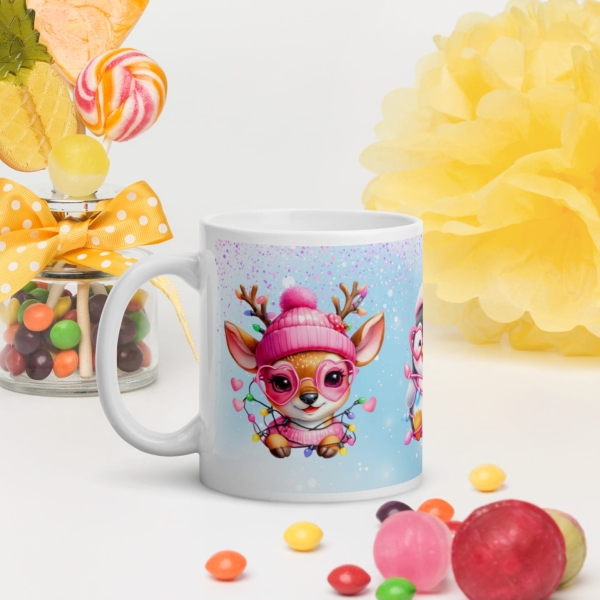 Kubek świąteczny z grafiką bajkowych i słodkich postaci - idealny dla dzieci MegaPrezencik