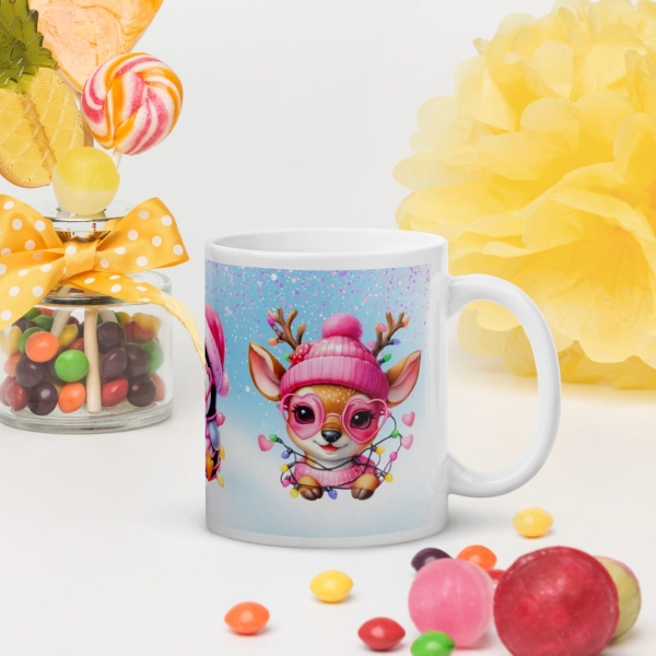Kubek świąteczny z grafiką bajkowych i słodkich postaci - idealny dla dzieci MegaPrezencik