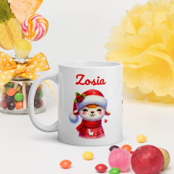 Kubek świąteczny dla dziewczynki z grafiką słodkiej lamy MegaPrezencik