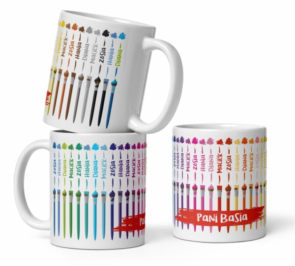 Kubek na Dzień Nauczyciela z imionami uczniów oraz kolorowymi pędzelkami Megaprezencik