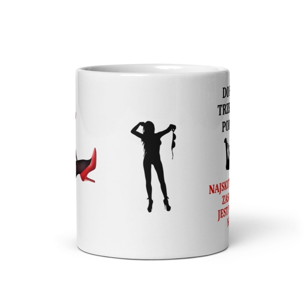 Kubek ze śmieszną nadrukiem oraz napisem Do Faceta Trzeba Mieć Podejście Mega Prezencik