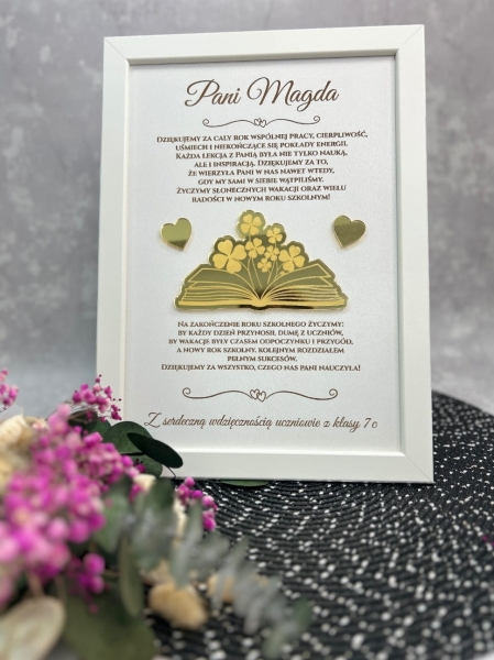 Podziękowanie dla Nauczyciela. Prezent drewniana biała ramka z życzeniami Mega Prezencik