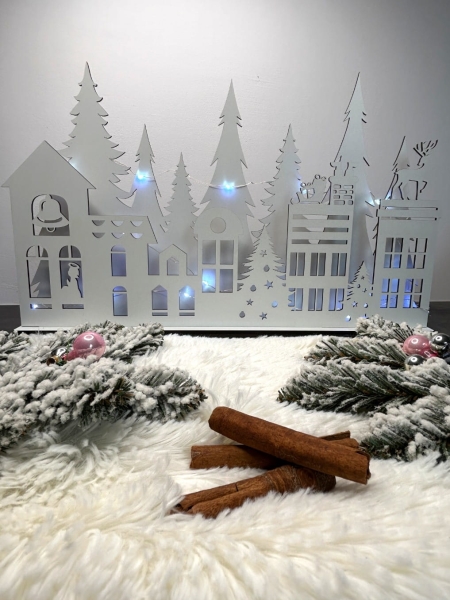 Duży biały domek Świąteczny. Dekoracja świąteczna na stół wigilijny Mega Prezencik