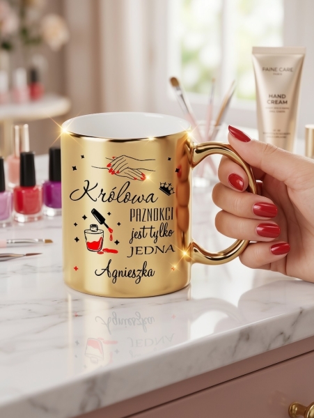 Personalizowany Złoty Kubek Lustrzany z Imieniem - Królowa Paznokci Jest Tylko Jedna Mega Prezencik