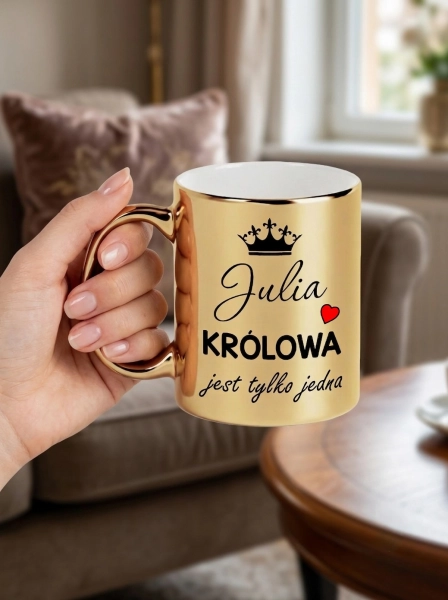 Złoty Kubek Personalizowany Imię KRÓLOWA Jest Tylko Jedna Prezent dla Niej Mega Prezencik